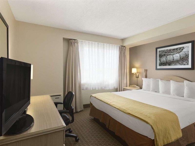 Country Inn & Suites Dartmouth ภายนอก รูปภาพ